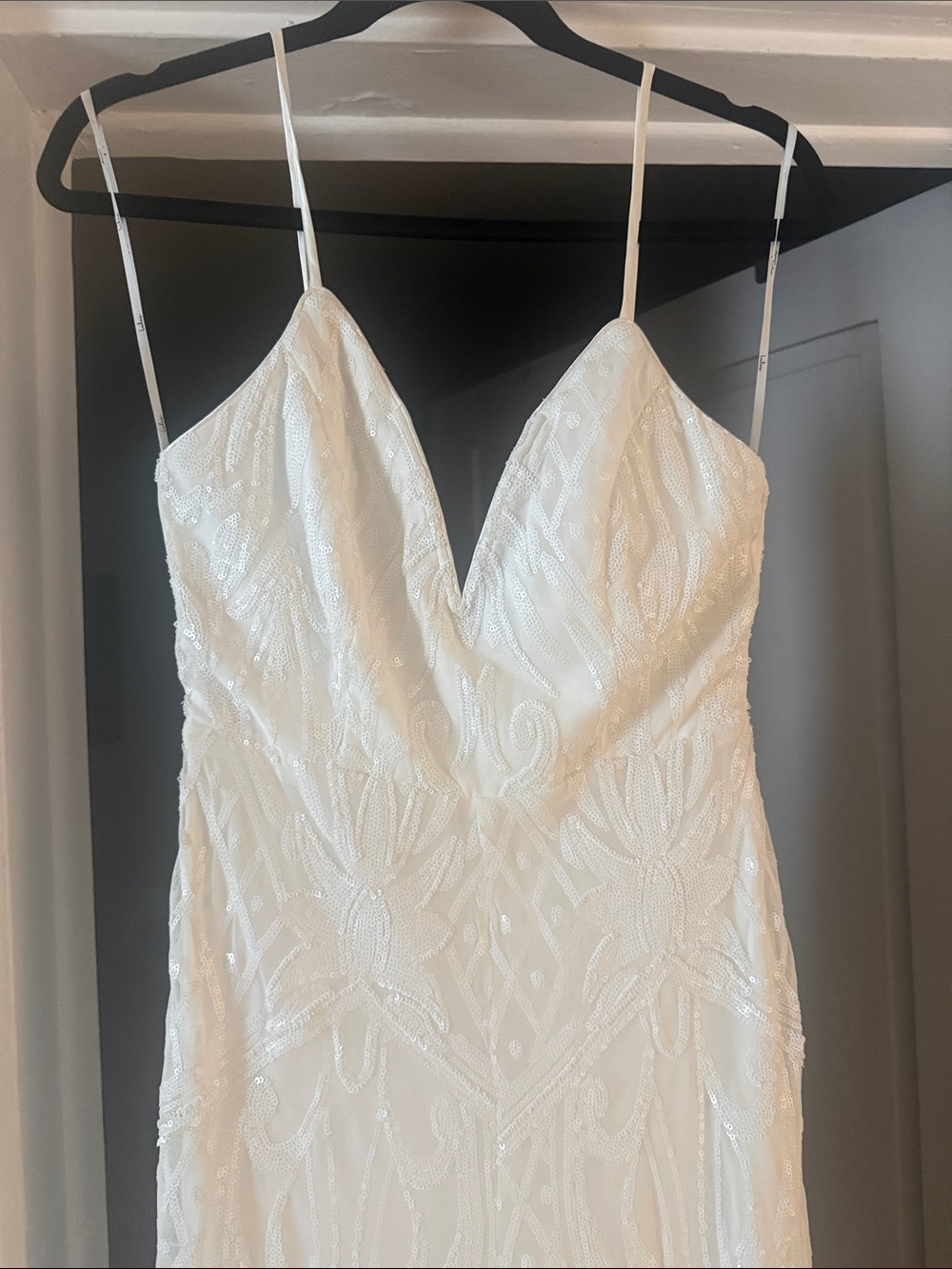 Lulu’s wide leg, sequin white jumpsuit! - Picture 3 of 6